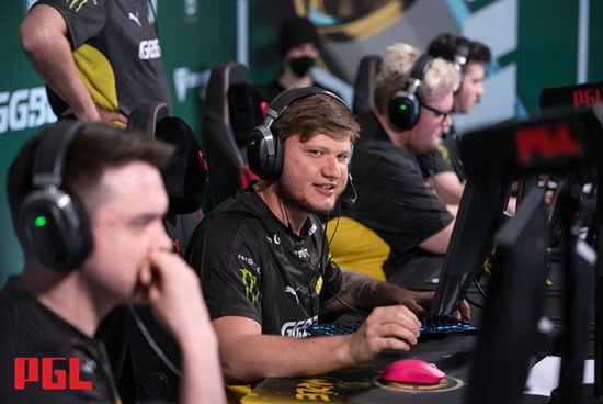 荣耀之王重返EWC 2025盛典